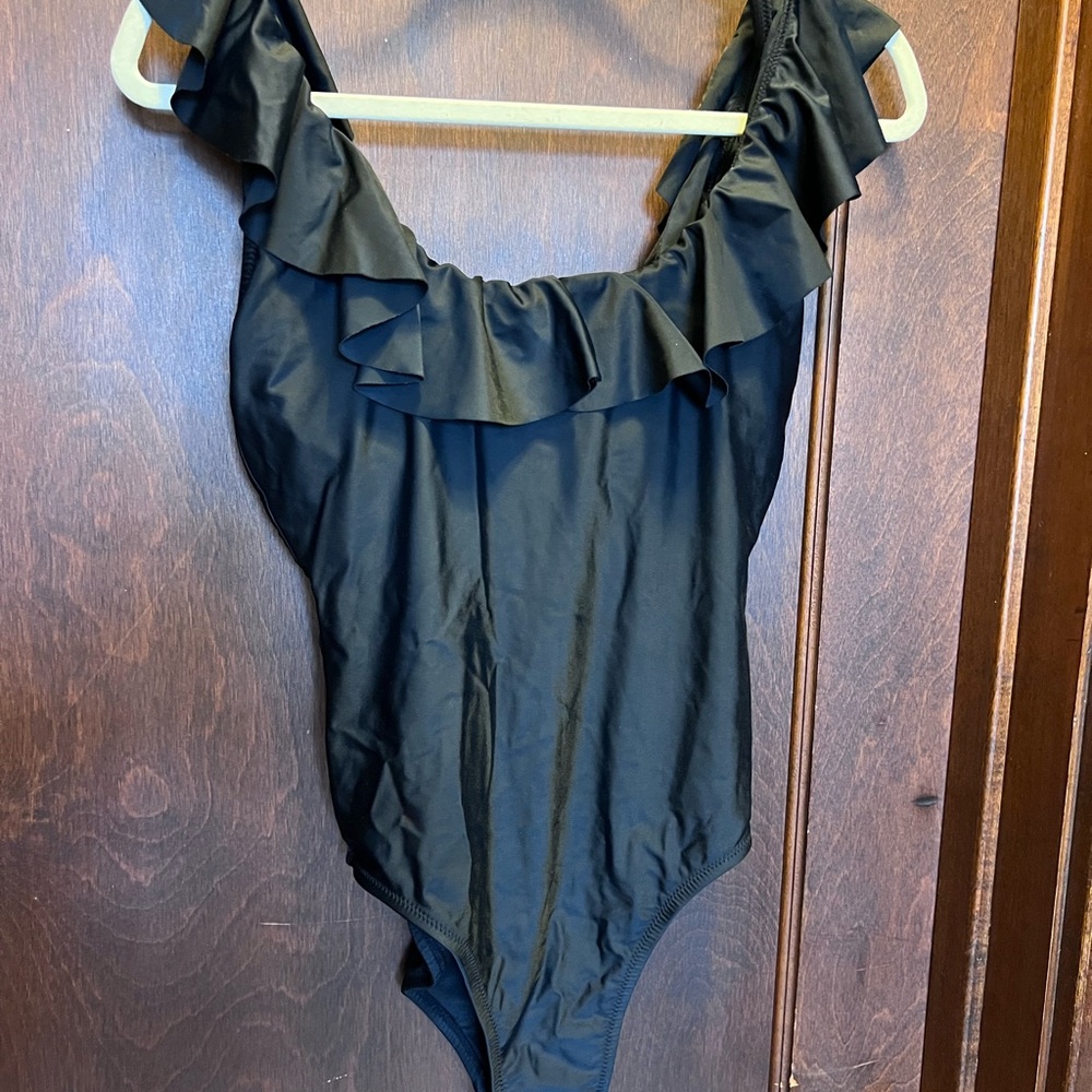 J crew Black Ruffled One-Piece Swimsuit open back, size 6